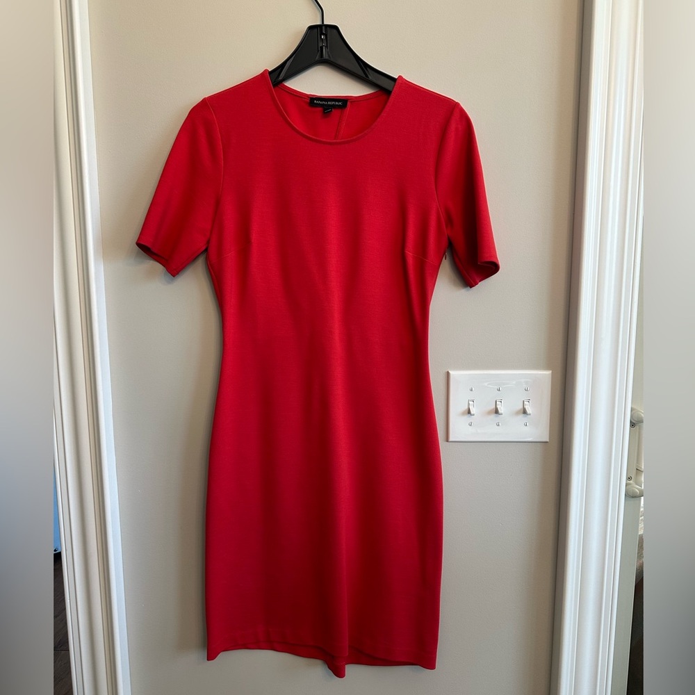 Banana Republic Red Short-Sleeve Midi Sheath Dress